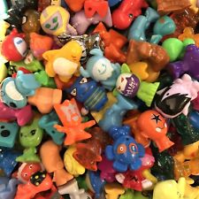Lot of 25 Random ALL MODERN SERIES Gogos Crazy Bones gogo's A Great Mix
