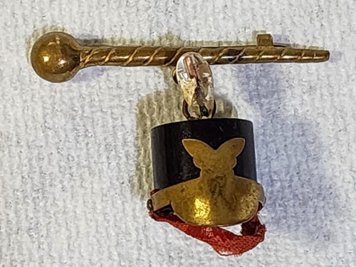 Vintage 1940 drum major - drum,