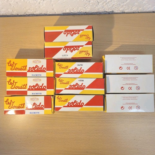 Lot boîtes vides voitures - boîtes,