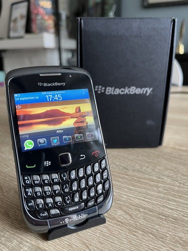 Blackberry 9300