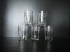 5 anciens verres gobelet