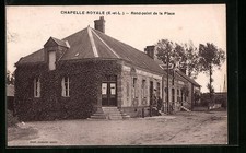 Old postcard Chapelle-Royale, Rond-point de la Place 1943 