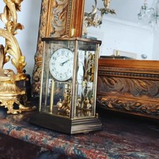 Rare Pendule 400 jours KUNDO en Verre gravé et Laiton  vers 1950