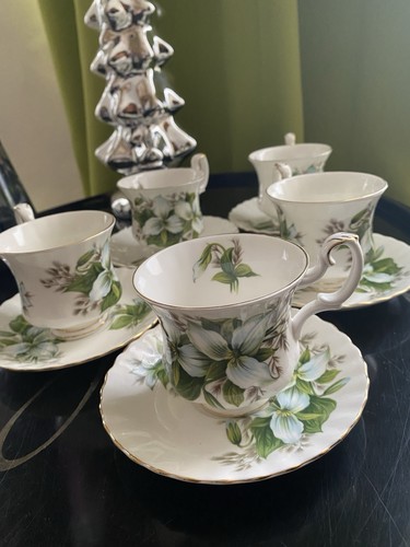 Tasse soucoupe ancienne - soucoupe,
