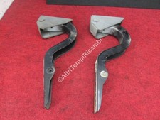 Paire Supports Fermoirs Capot