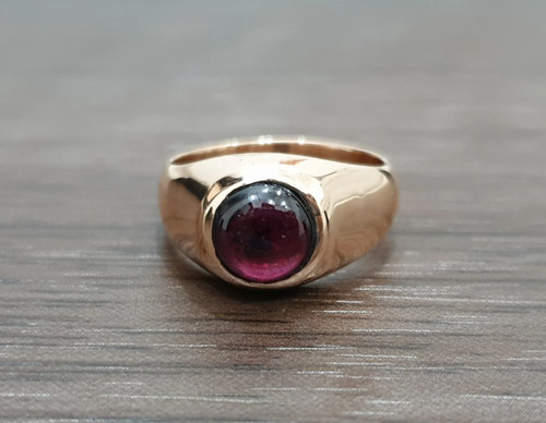 Bague homme rose grenat - or,
