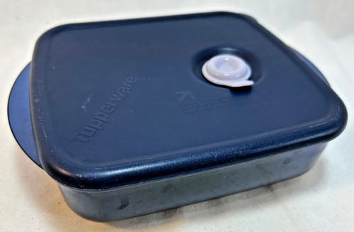 Tupperware vent serve - vent, n'