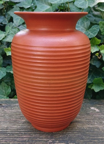 Vieux vase céramique - vieux,