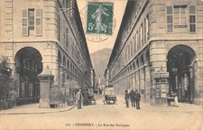 Old postcard 73 CHAMBERY / LA RUE DES PORTIQUES