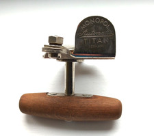 Ouvre-boîtes avec manche bois