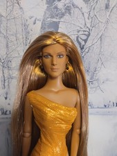 Disney Pirates of the Caribbean Tonner Doll Keira Knightley (Elisabeth Swan)