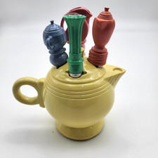 Fiesta Vintage Canape Set Yellow Mini Teapot With 4 Cheese Spreader Knives