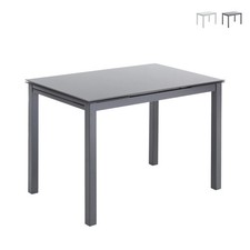 Table de cuisine avec dessus