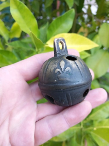 Grelot romain bronze fleur - fleur, de
