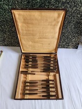 Lot 21 couteaux avec boite acier inoxydable anciens vintage service table