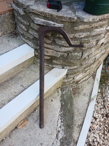 Ancien valet établi - valet, d'établi.
