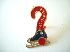 PINS RARE SPORT PATINOIRE PATINAGE ARTISTIQUE PATIN A GLACE FIGURE