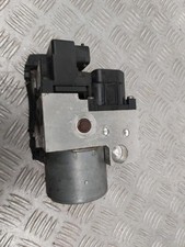 Bloc ABS (freins anti-blocage)