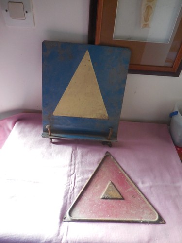 Ancien panneau de - 2,