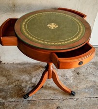 Antique Guéridon rond sur roulettes travail style anglais 3 tiroirs H. 64cm 50cm