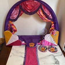 Groovy Girl Doll SUPER COOL STAGE & Runway + 2 Stands & Storage Bag