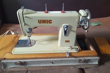 MACHINE A COUDRE ANCIENNE UNIC
