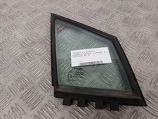 Custode avant droit (porte)