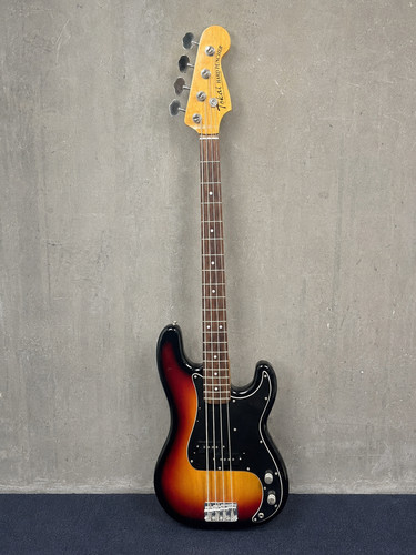 Guitare basse électrique