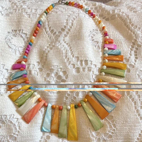 Collier multicolore nacre