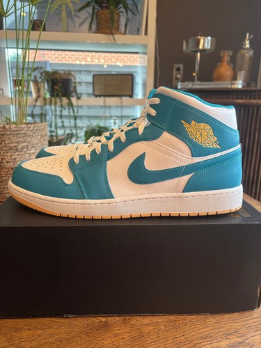 Air jordan mid - 1,