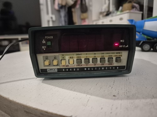 Fluke 8040a digital multimeter - fluke,