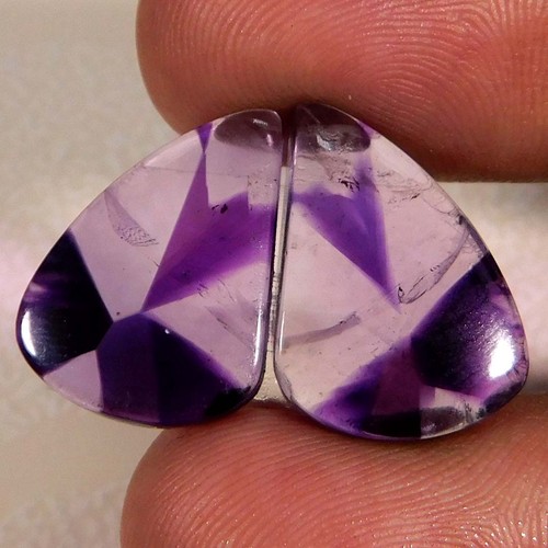 00cts paire de pierres - 16.00cts.,