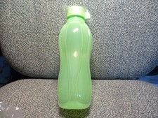 TUPPERWARE NEUVE GOURDE / ECOBOUTEILLE COLORIS VERT 500 ML COLLECTOR