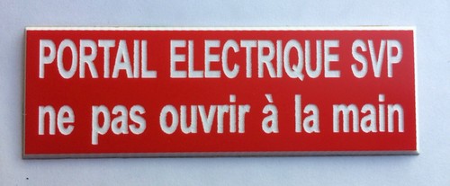Panneau rouge portail - panneau,