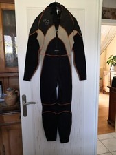 combinaison de plongée ou