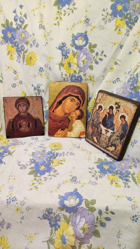Trois icônes religieuses