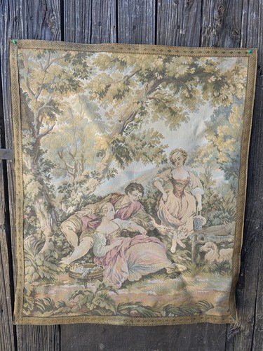 Ancienne tapisserie murale