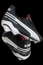 Xavi Simons player boots (