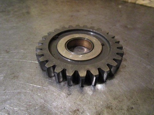 Pignon pompe suzuki 250 - pignon,