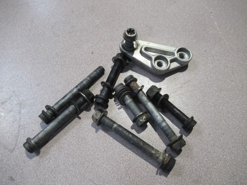 Axe moteur triumph 955 i - -,
