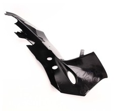 flanc arrière gauche noir