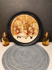 Wall plate, retro, art deco plaster depicting a tavern scene.