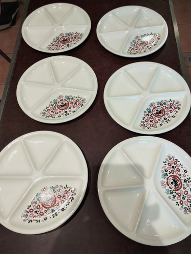 Lot assiettes fondue le - 6,