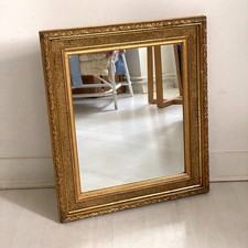 Petit miroir en bois et stuc