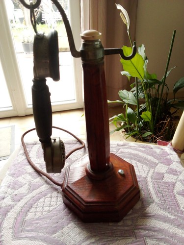Telephone ancien bois type - en,