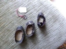 1 paire de chaussures