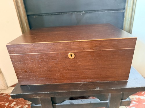 Humidor adorini cave à - humidor, –