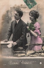 CP GOOD YEAR COUPLE ELEGANT MISTLETOE LETTERBOX - 36234