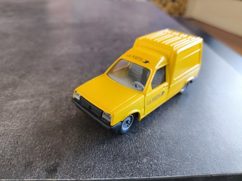 Solido renault express la - 1/43,