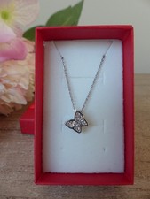 Collier papillon avec strass